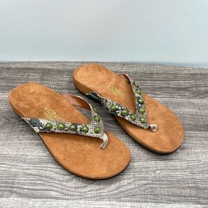 Vionic arch support snake skin thong with green accents. 8